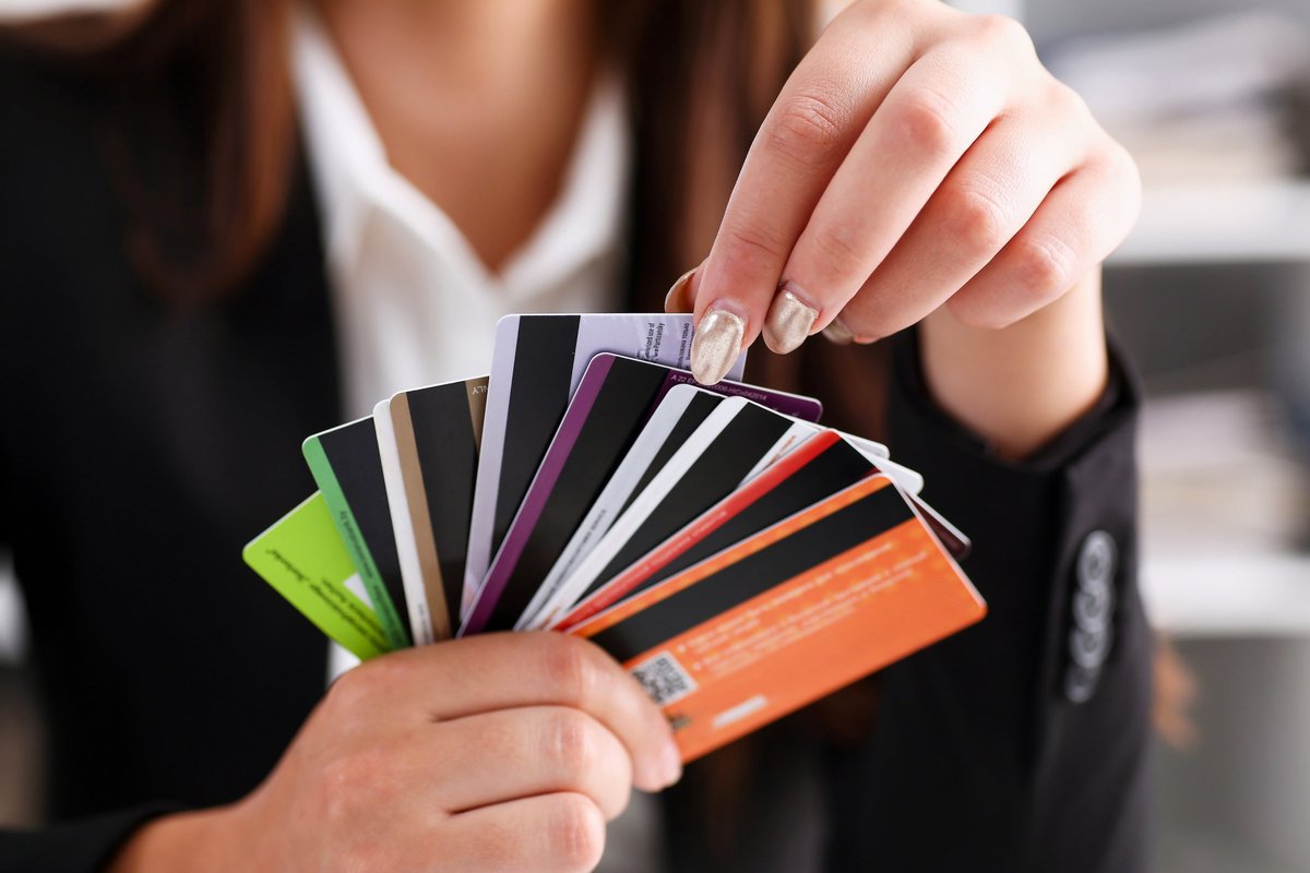 3 Reasons Not To Open Too Many Credit Cards At Once