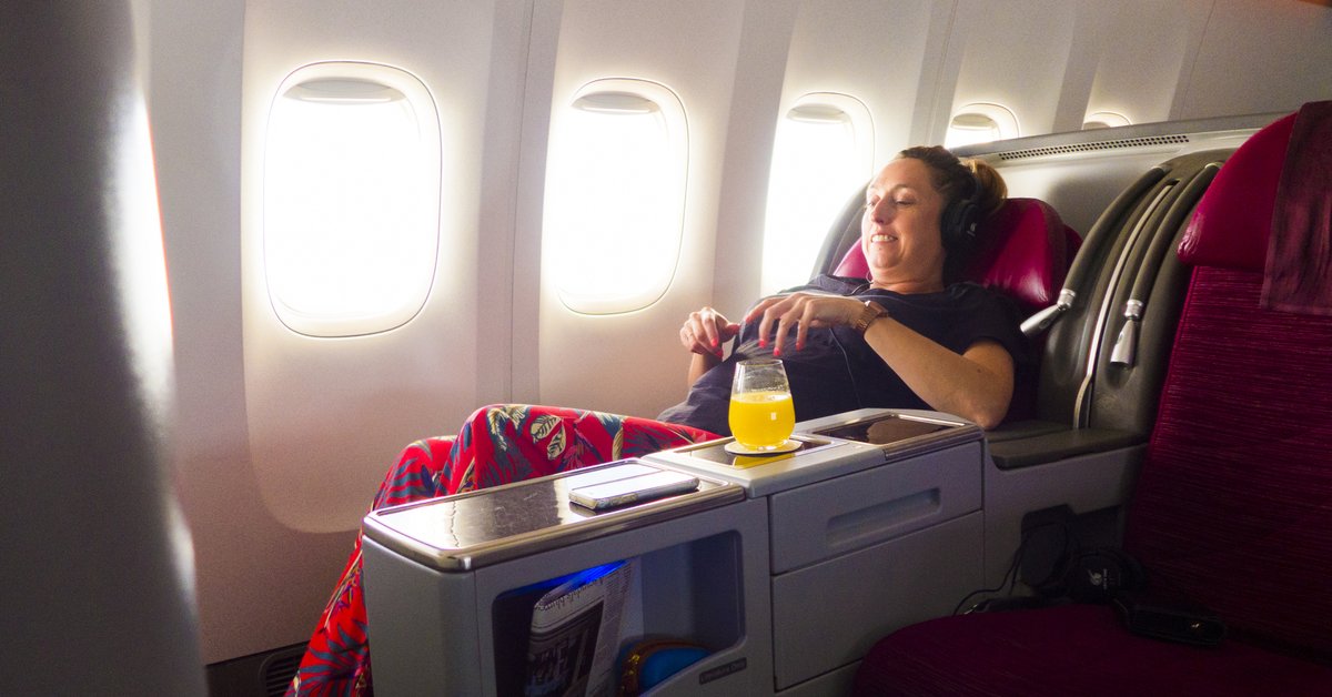 5 Budget Travel Hacks to Book Cheap Business-Class Flights