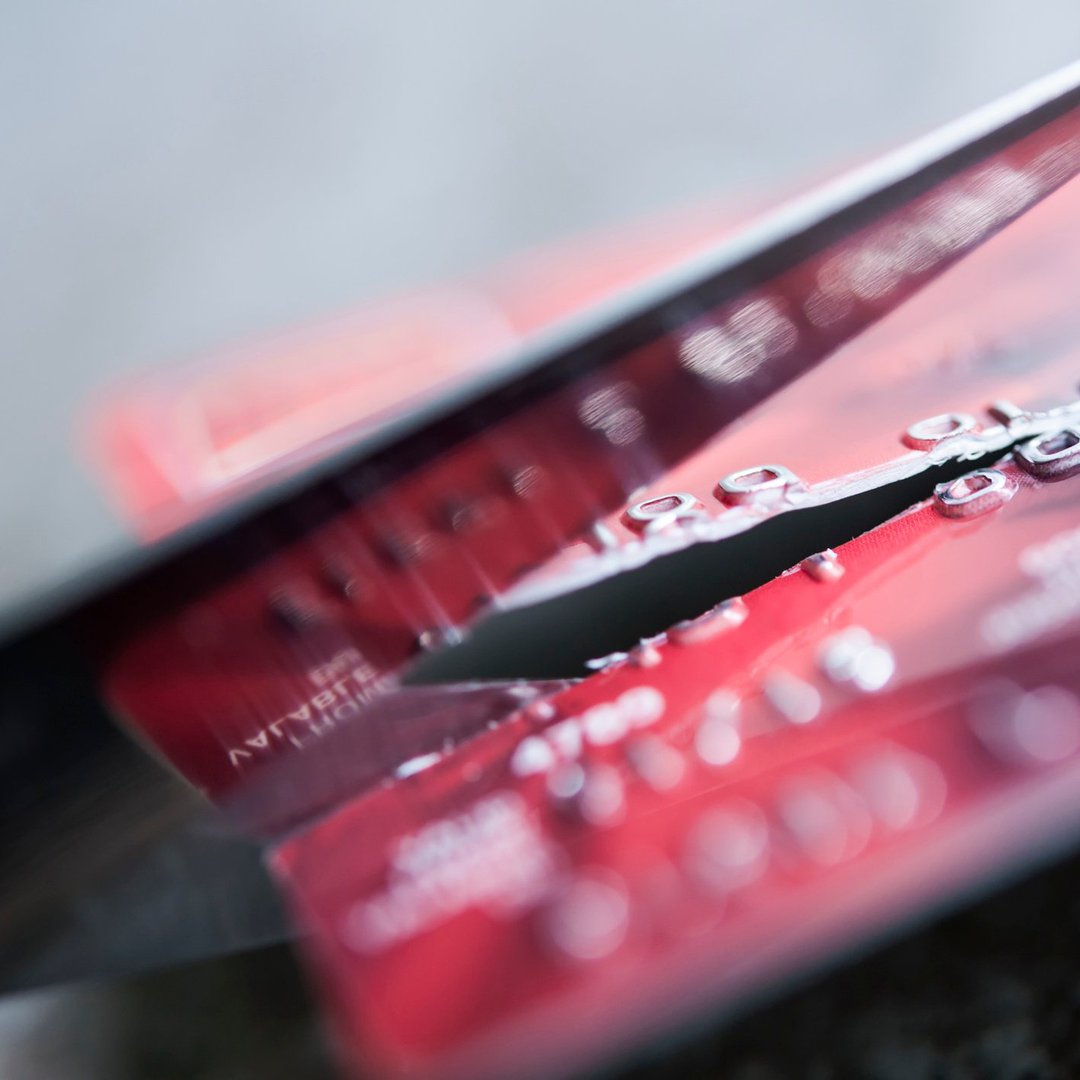 How to Dispose of a Credit Card the Right Way