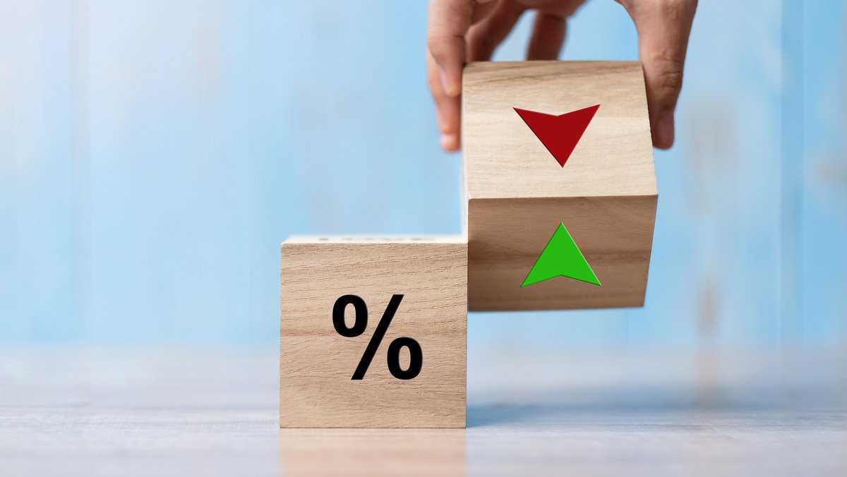 Top High-Yield Savings Accounts Offering up to 5.00% APY Today, Oct. 28, 2026