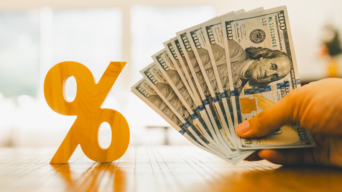 Best High-Yield Savings Rates Today, March 26, 2026: Up to 5.00% APY Still on Offer