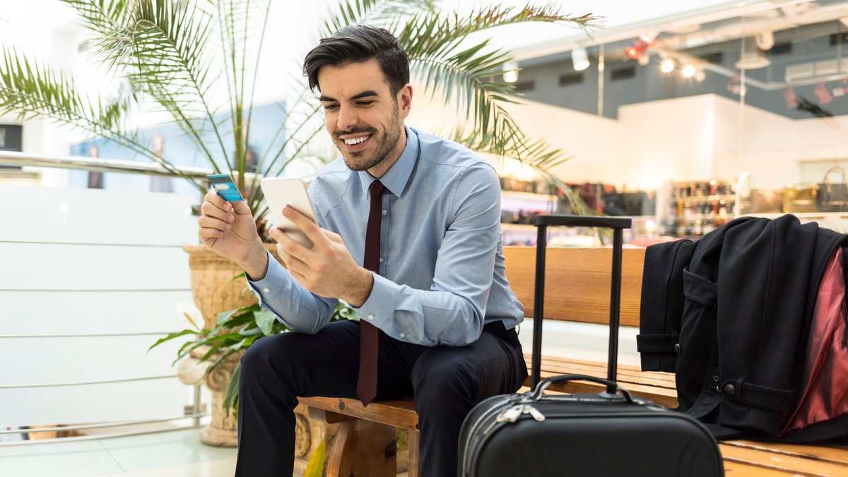 Earn a $2,000 Bonus and a $500 Travel Credit for a Limited Time With the Capital One Spark Cash Plus Card