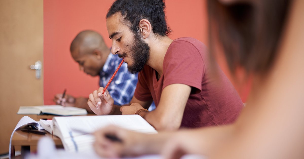Are Americans Financially Literate? New Data Reveals a Concerning Score of Just 48%