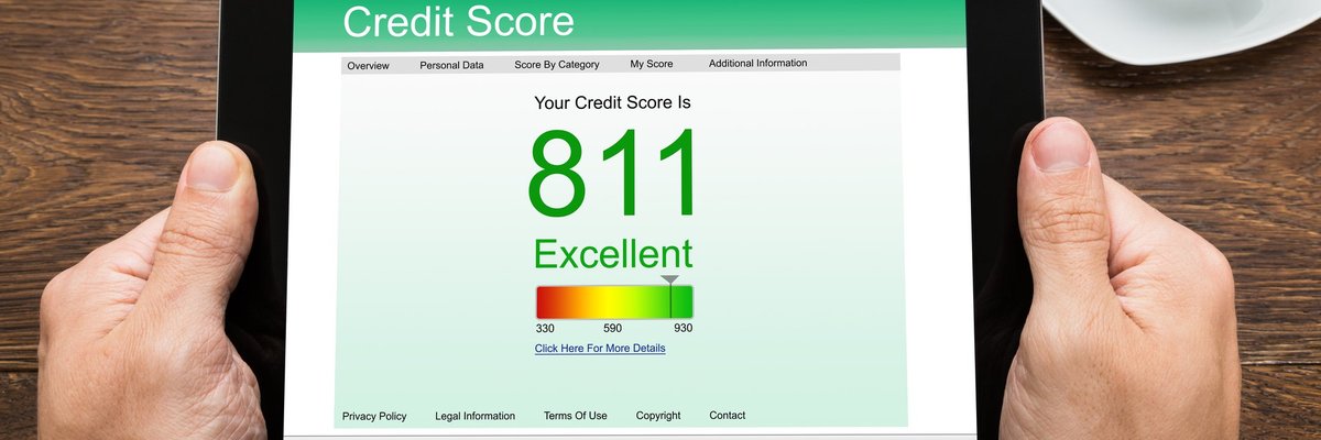 811 credit score displayed on tablet