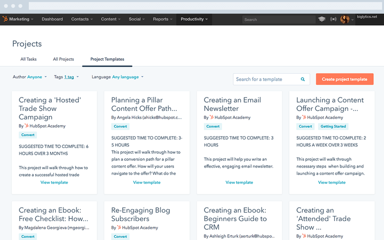 HubSpot Marketing Hub's project template page with different project types to choose from.