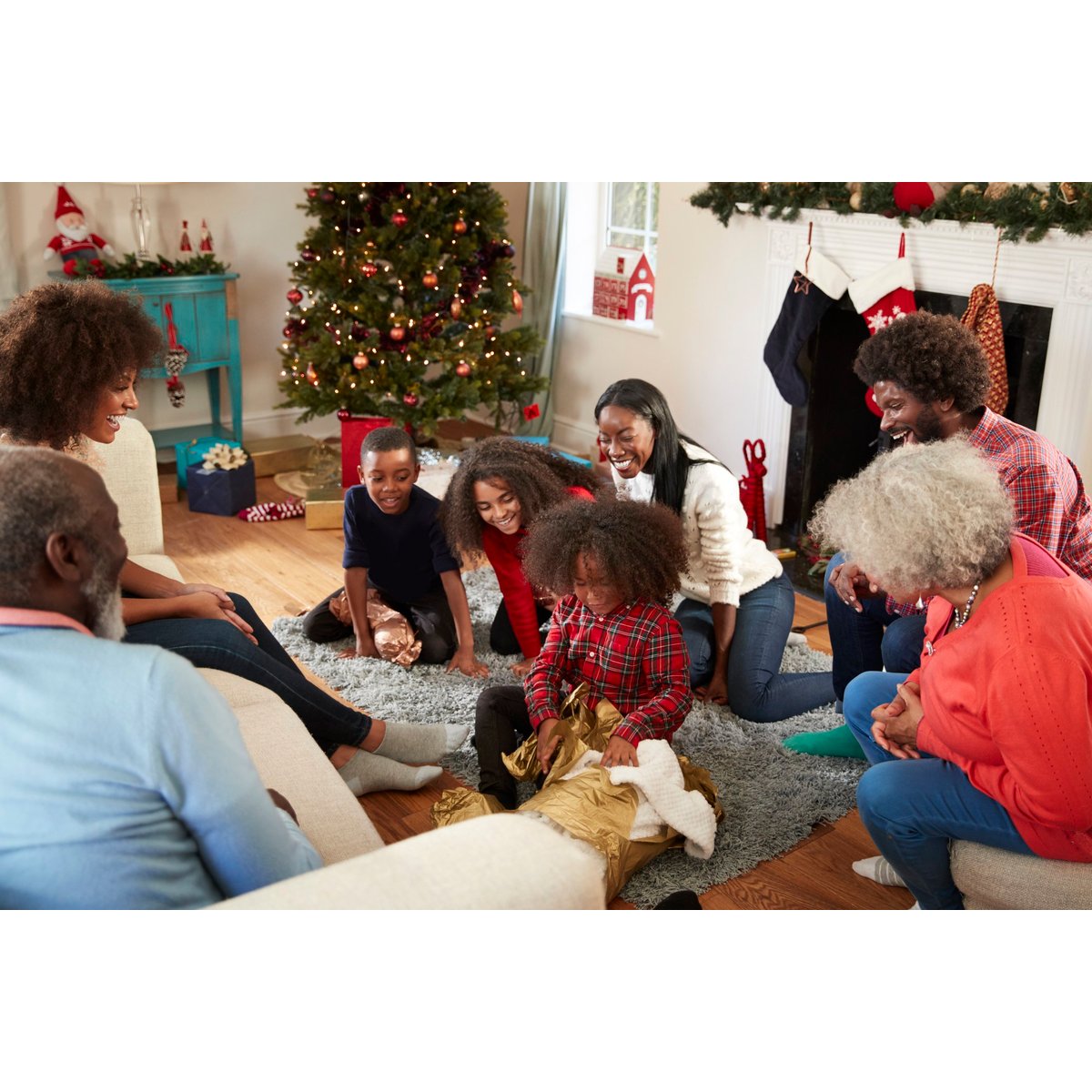 3 Holiday Shopping Tips From Dave Ramsey That Every Parent Needs to Read Right Now 3 Holiday Shopping Tips From Dave Ramsey That Every Parent Needs to Read Right Now