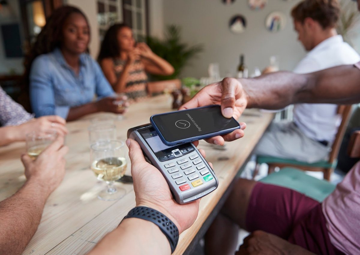 Digital Funds for Purchasing Are on the Rise, Ought to You Ditch Your Credit score Card? Digital Funds for Purchasing Are on the Rise, Ought to You Ditch Your Credit score Card?