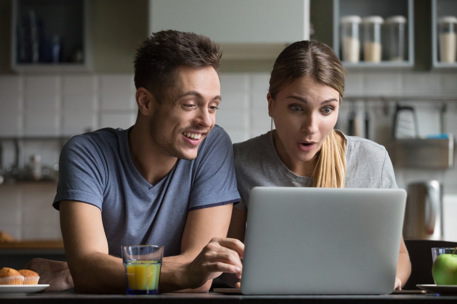 Are You Well-Paid? Compare Your Salary to the Average U.S. Income | The  Ascent