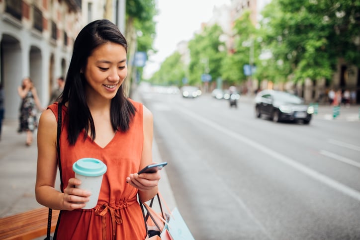 Here’s the Best Credit Card Advice We Found on Instagram
