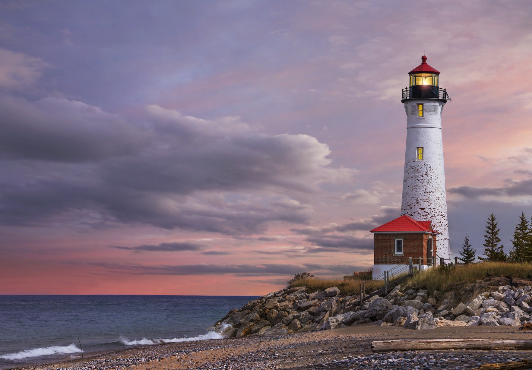 10 States Where Gas Is Most Expensive and 10 Where It's the Cheapest