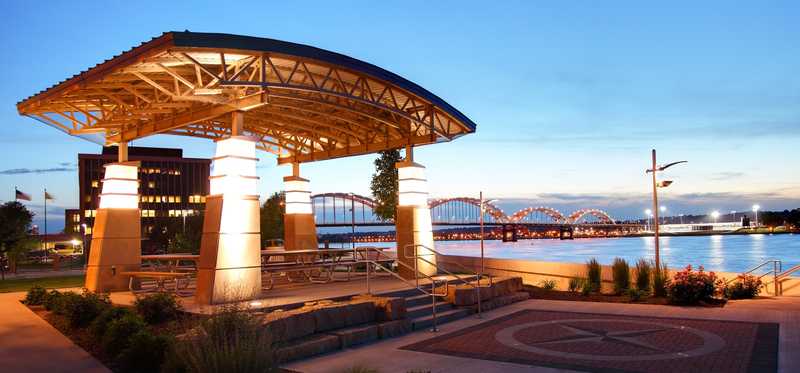 Riverfront park view of Davenport, Iowa.
