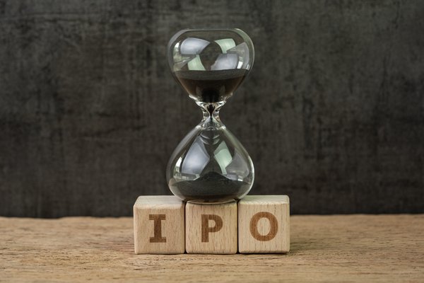 IPO blocks with hourglass.