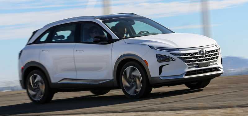 A Hyundai NEXO FCEV.