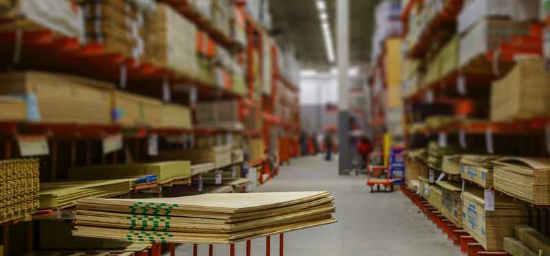 Aisle of home-improvement store.