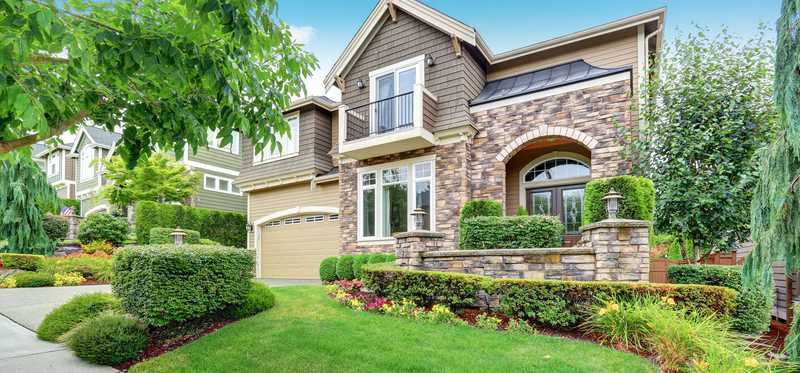 Beautiful big home with front yard