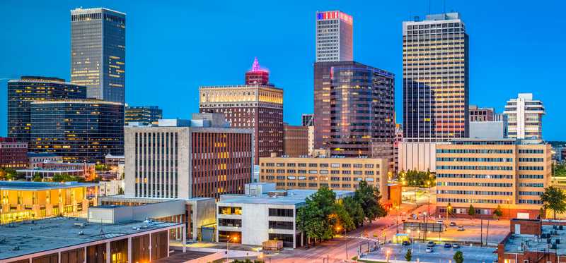 Tulsa, Oklahoma, skyline at dawn.