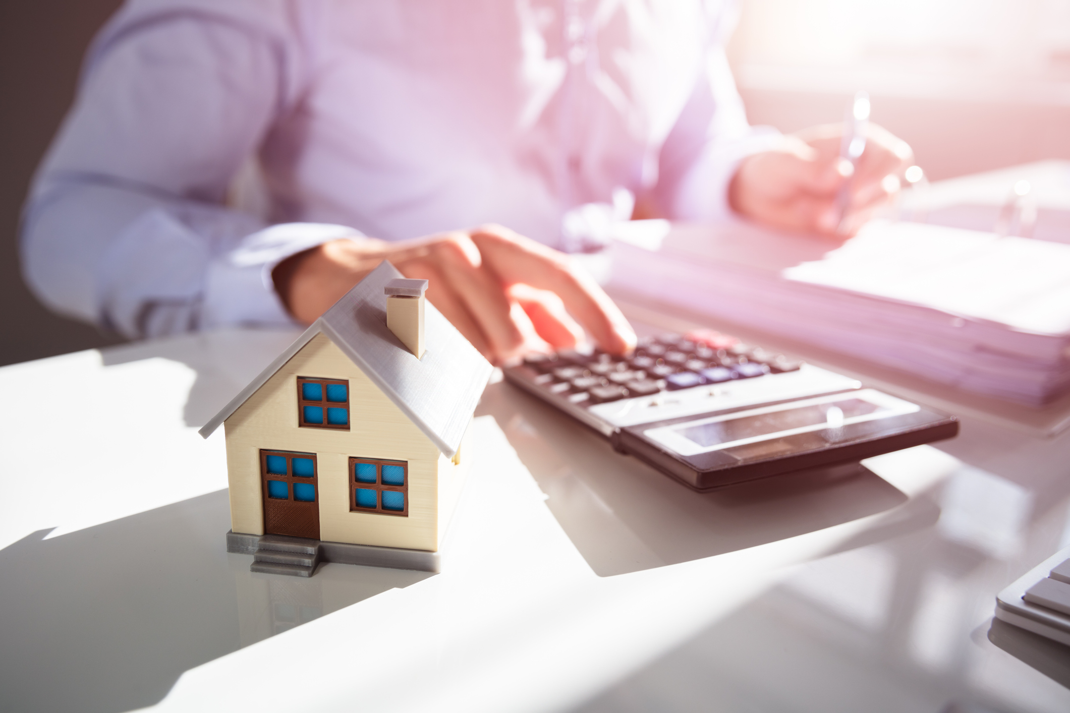 Without Recourse: Overview, Example, vs. With Recourse | The Motley Fool