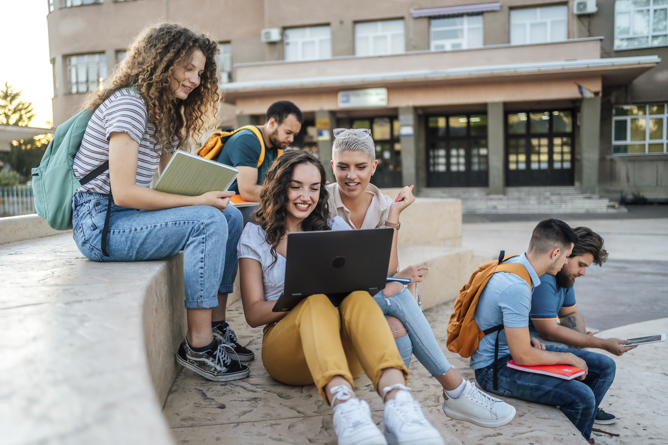 5 College Savings Accounts & How They Work | The Motley Fool