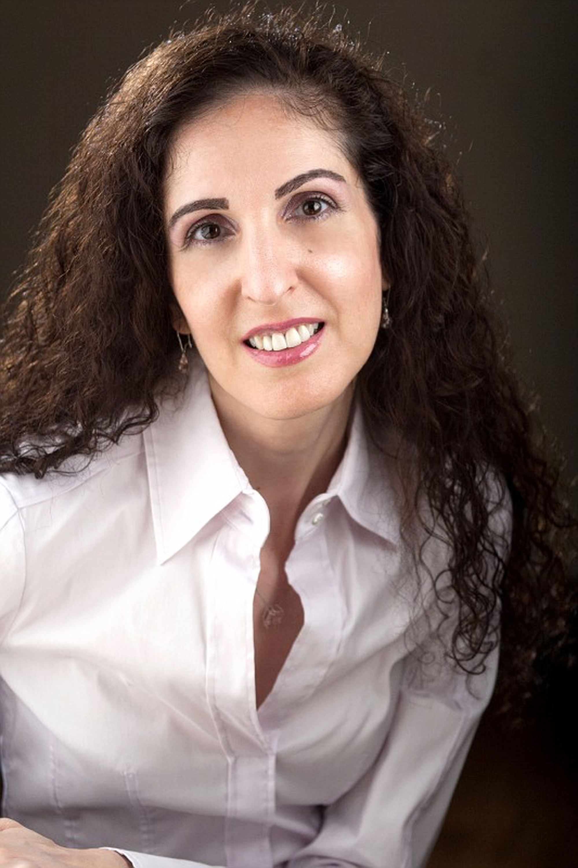 DR. MERAV OZAIR