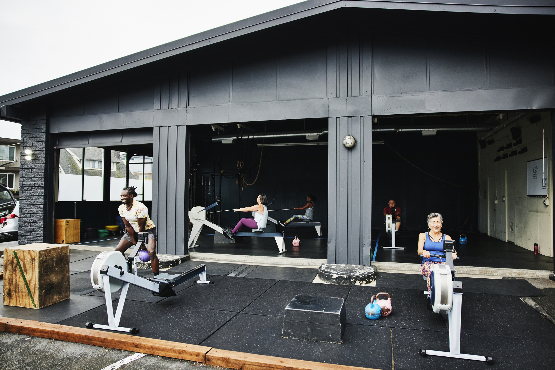 People work out at gym.jpg People working out at the gym