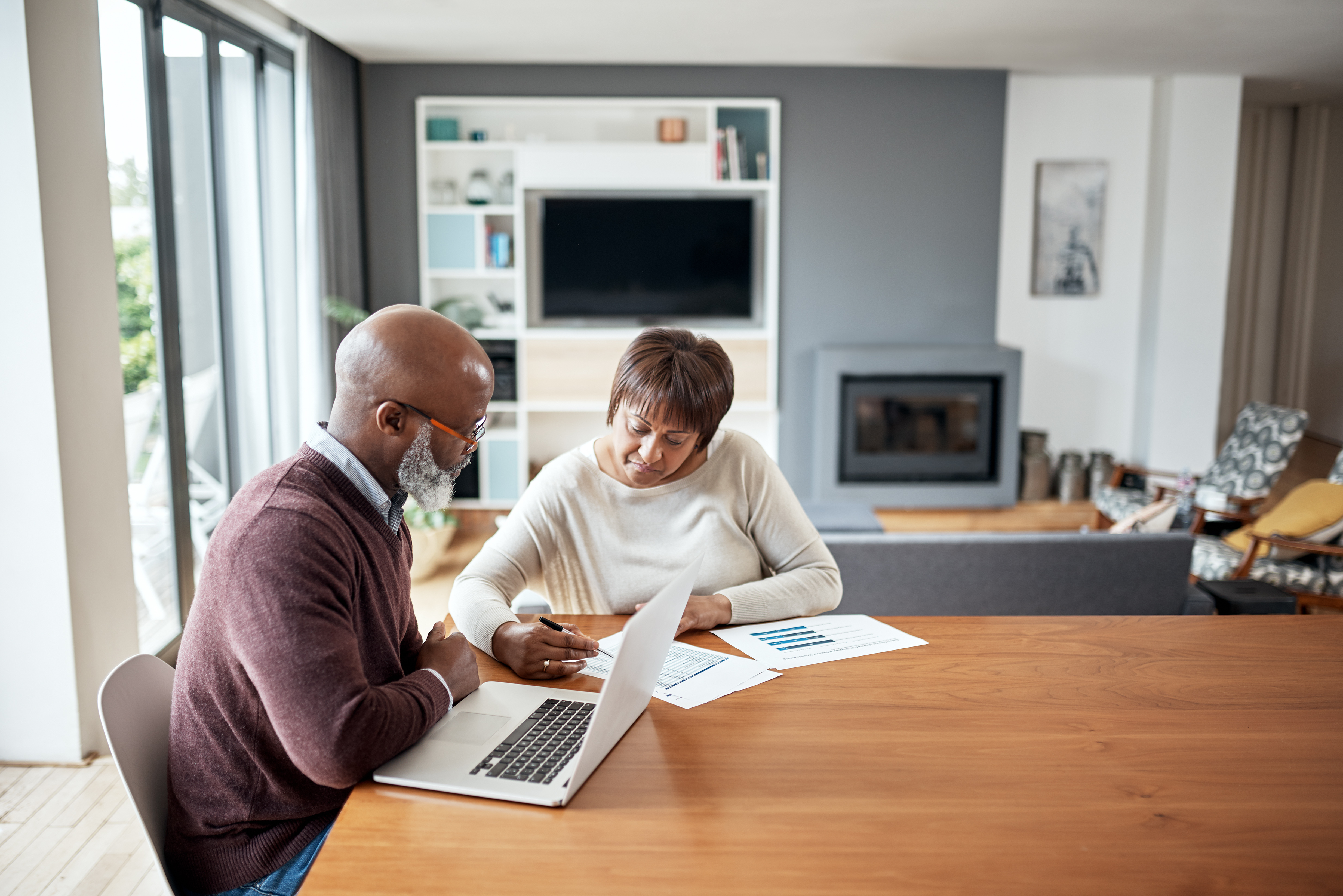 Recieving Income What Are Fixed-Income ETFs? Definition and Benefits | The Motley Fool