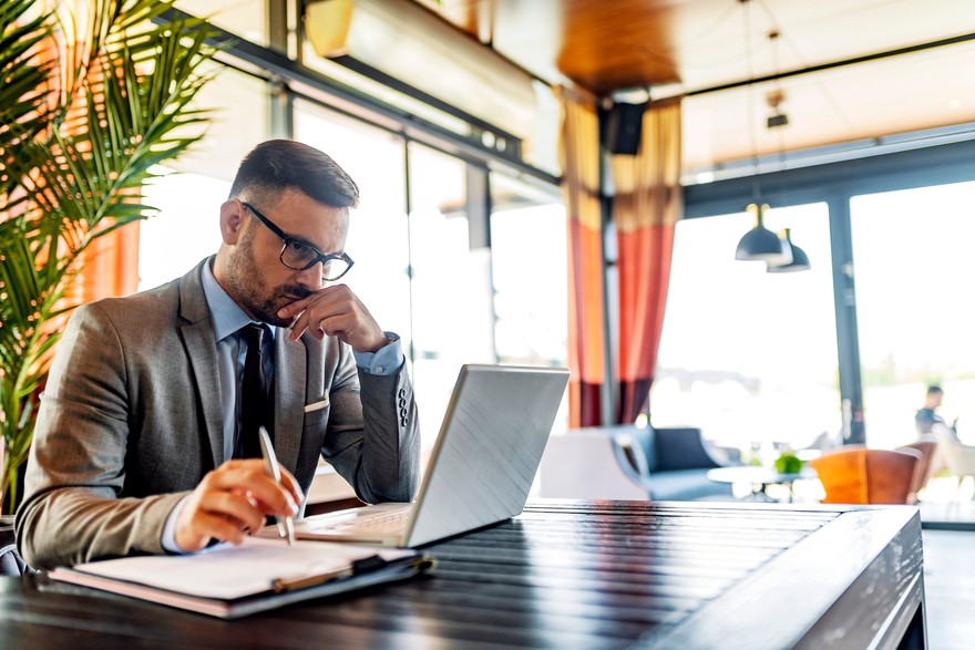 Without Recourse: Overview, Example, vs. With Recourse | The Motley Fool