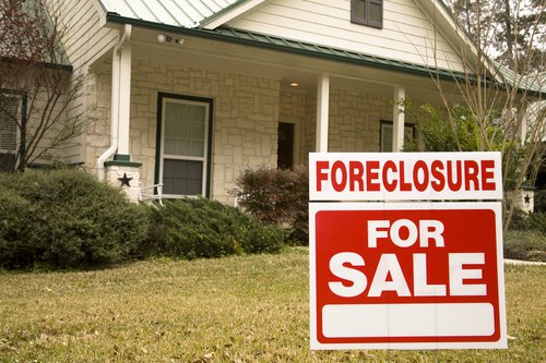 what do reo foreclosure mean