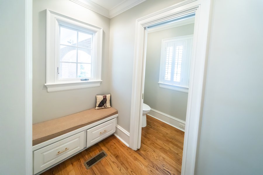 what-is-a-mudroom-millionacres